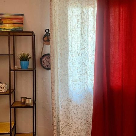 Mama Apt & Parking Лариса Екстериор снимка