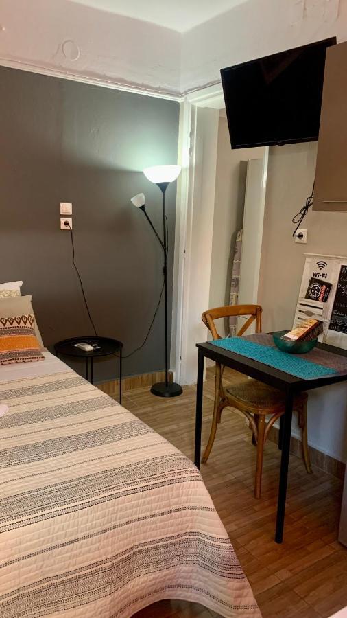 Mama Apt & Parking Лариса Екстериор снимка